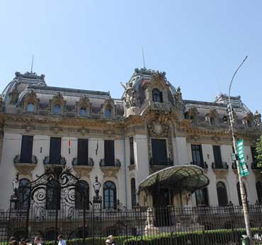 Der Cantacuzino Palast - Gedenkmuseum George Enescu
